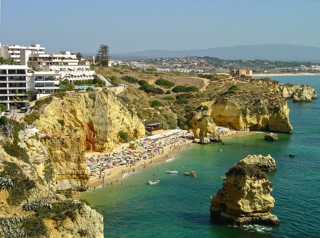 Praia de Dona Ana, a cove beach in Lagos